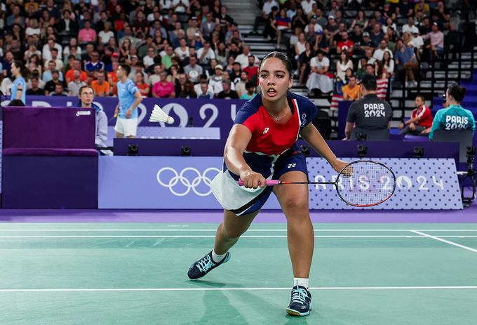 ̽ dorsa student playing tennis at the olympics
